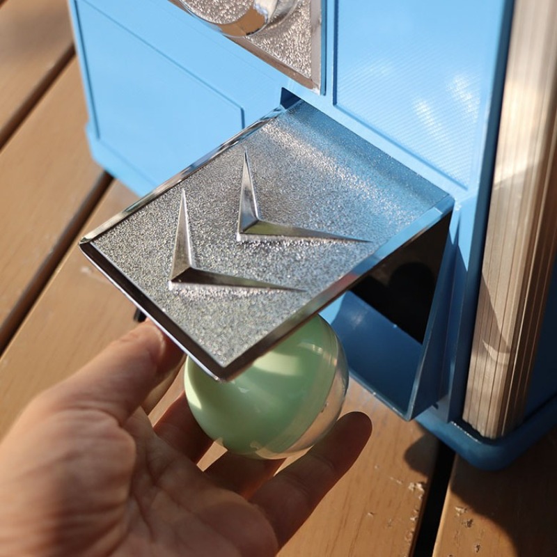 ตู้กาชาปองแบบตั้งโต๊ะทรงสี่เหล - Prize Capsule Toy Machine บทวิจารณ์และราคา